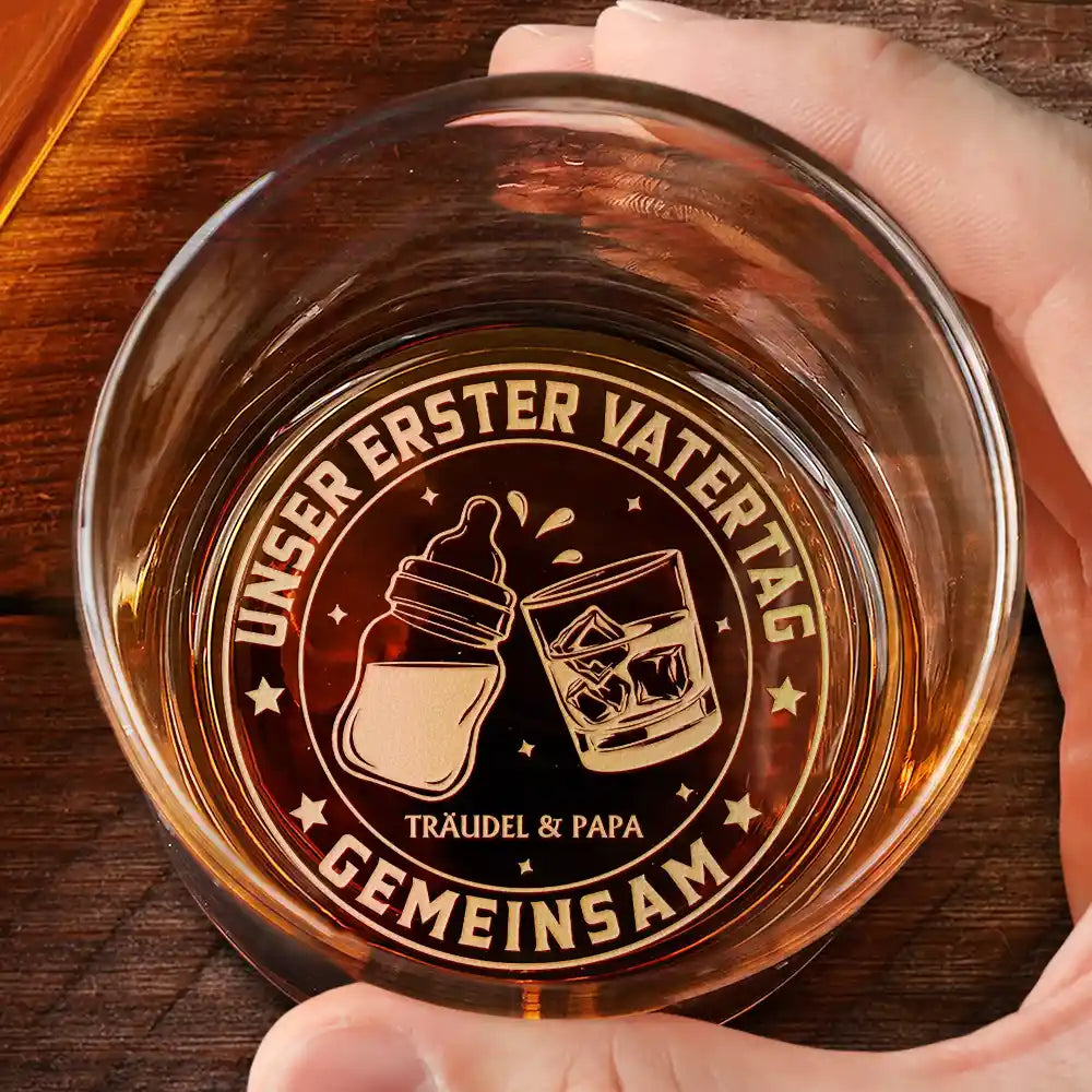 Gift For Father, Gift For Men, New Dad, New baby - Unser Erster Vatertag Gemeinsam - Personalisiertes Whiskyglas Mit Gravur