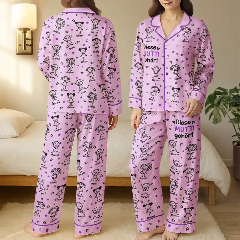 Gift For Wife,Gift For Yourself,Gift For Women,Gift For Mother,Gift For Grandma,Love - Diese Oma Mama Gehört Ihren Enkelkindern - Personalisiertes Satin-Pyjama-Set