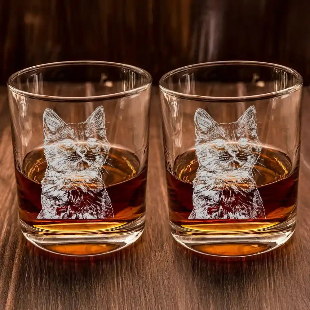 Pet Lovers,Pet Mom,Pet Dad,Dog Dad,Dog Mom,Dog Lovers,Cat Lovers,Cat Mom,Cat Dad - Eigenes Foto Als Bleistiftskizze Hund Und Katze Porträt - Personalisiertes Whiskyglas Mit Gravur