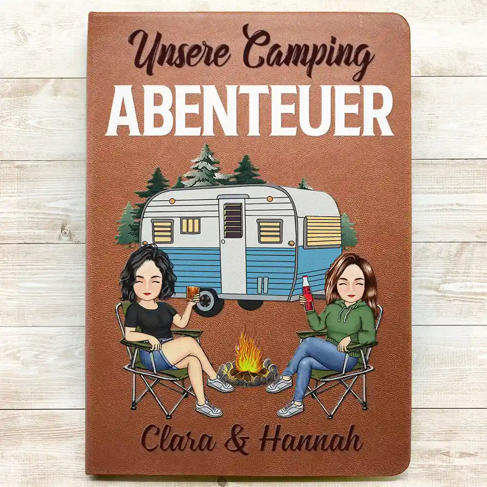 Gift For Couples, Camping, Love, Non-Eng, Travel - Das Abenteuerbuch Cartoon-Paar Campen - Personalisiertes Ledertagebuch